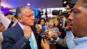 Fiscal de Guanajuato incomodo con pregunt de reportero. Ruta45news
