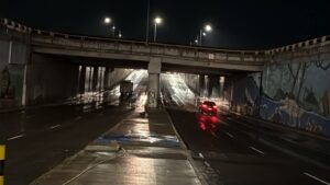 Puente pradera inundado Irapuato lluvias