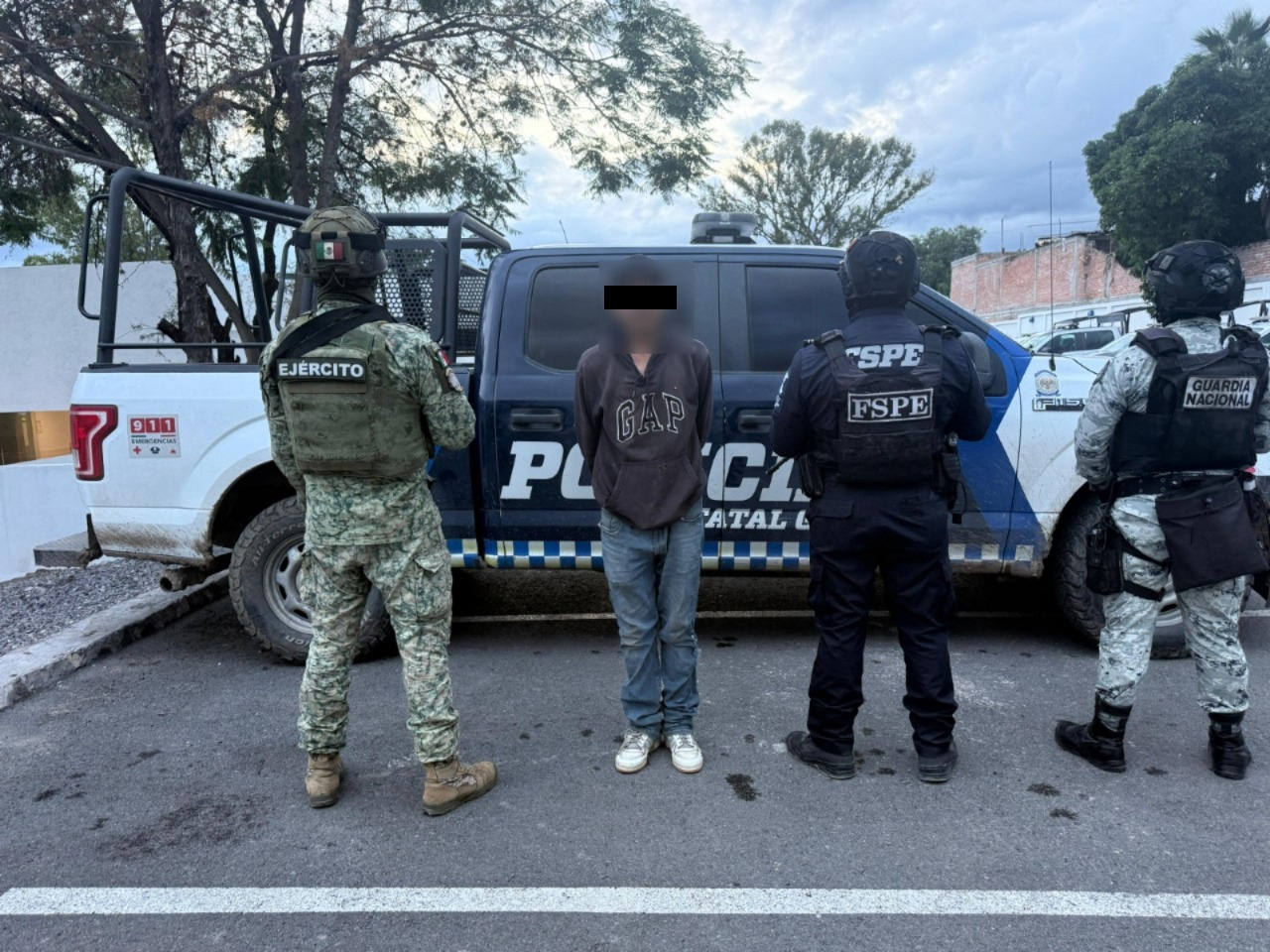 seguridad en guanajuato, fuerzas de seguridad del estado aseguran droga y detienen a varios