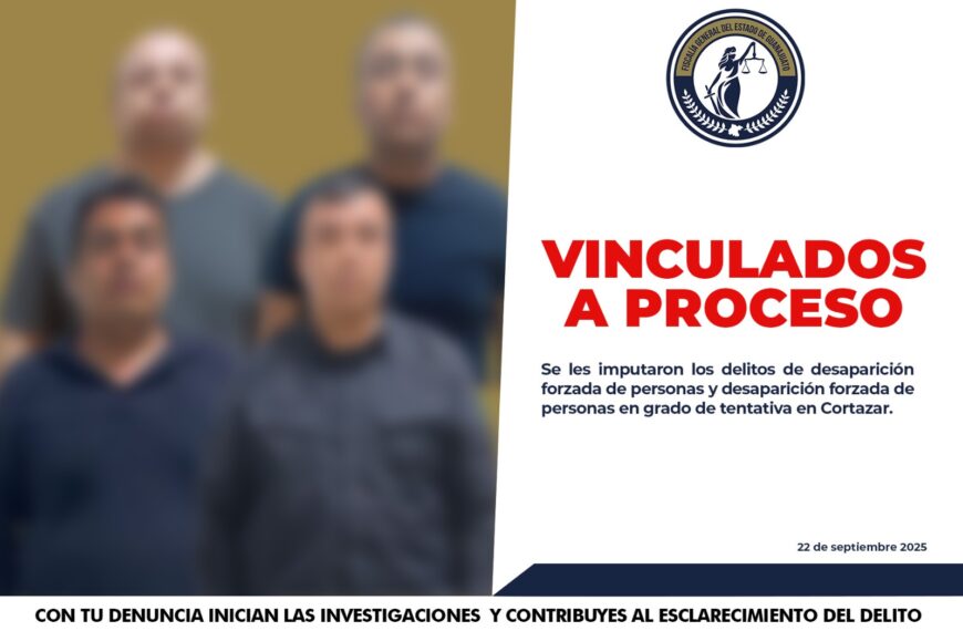 Cuatro policías municipales de Cortazar, Guanajuato, fueron detenidos y vinculados a proceso por su presunta participación en la desaparición forzada de cinco personas. Tres víctimas fueron localizadas con vida y continúan las búsquedas para las dos restantes.