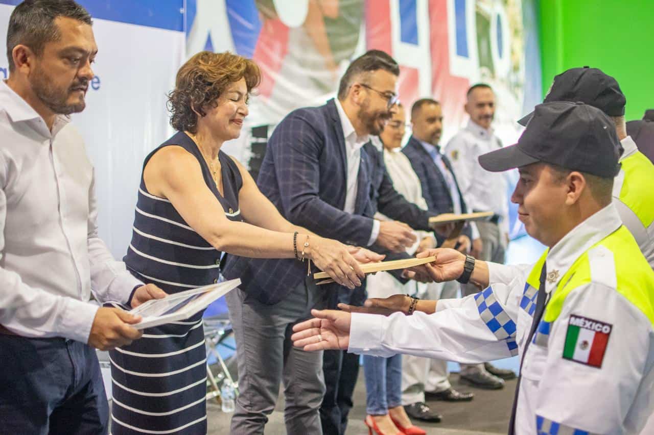 Secretaria de seguridad de irapuato reconocimiento oxxo policías