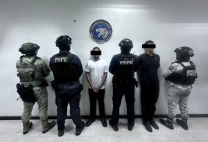 Rescatan con vida a joven víctima de secuestro en Irapuato; Escuadrón Antiextorsión detienen a dos presuntos responsables