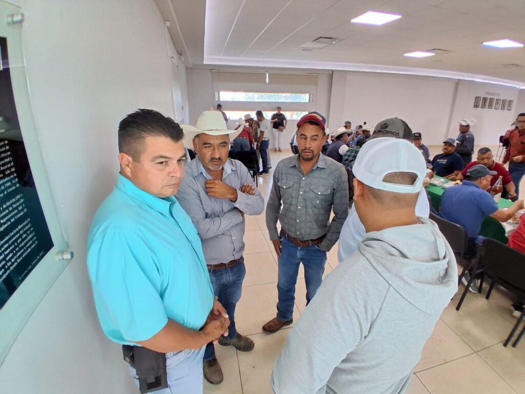 Mauricio Pérez / representante agrícola