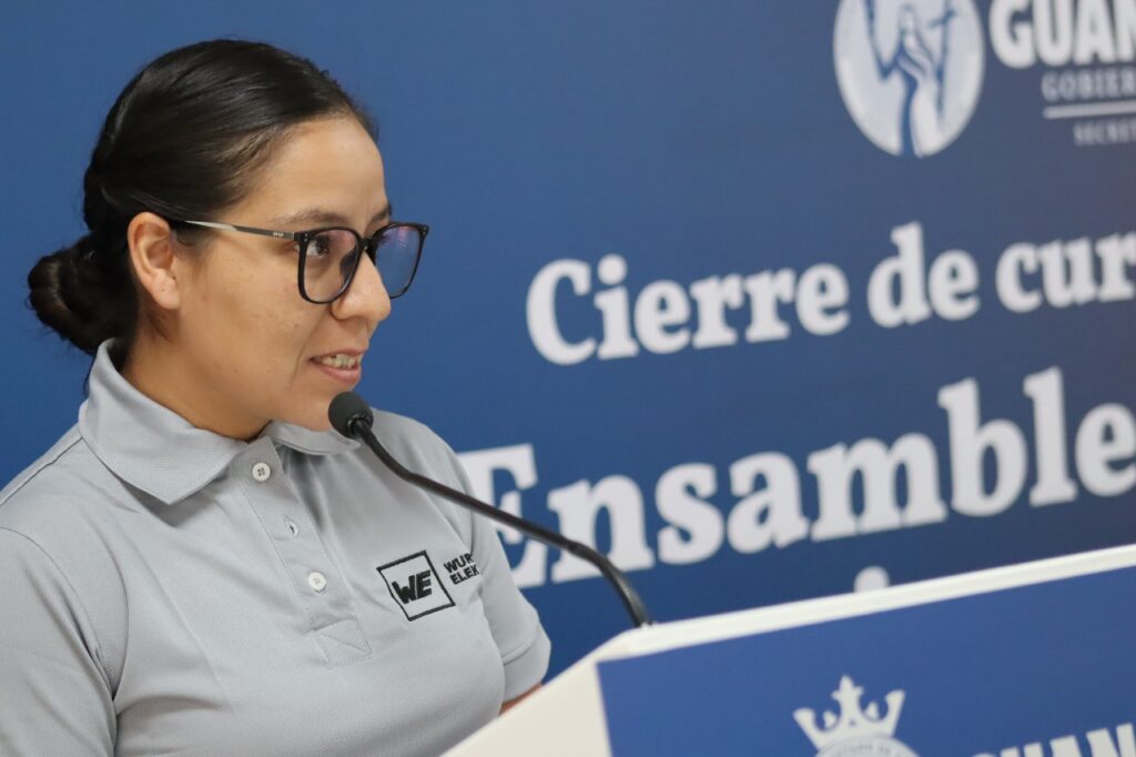 Once mujeres se certifican en manufactura automotriz mientras persisten retos laborales en Guanajuato