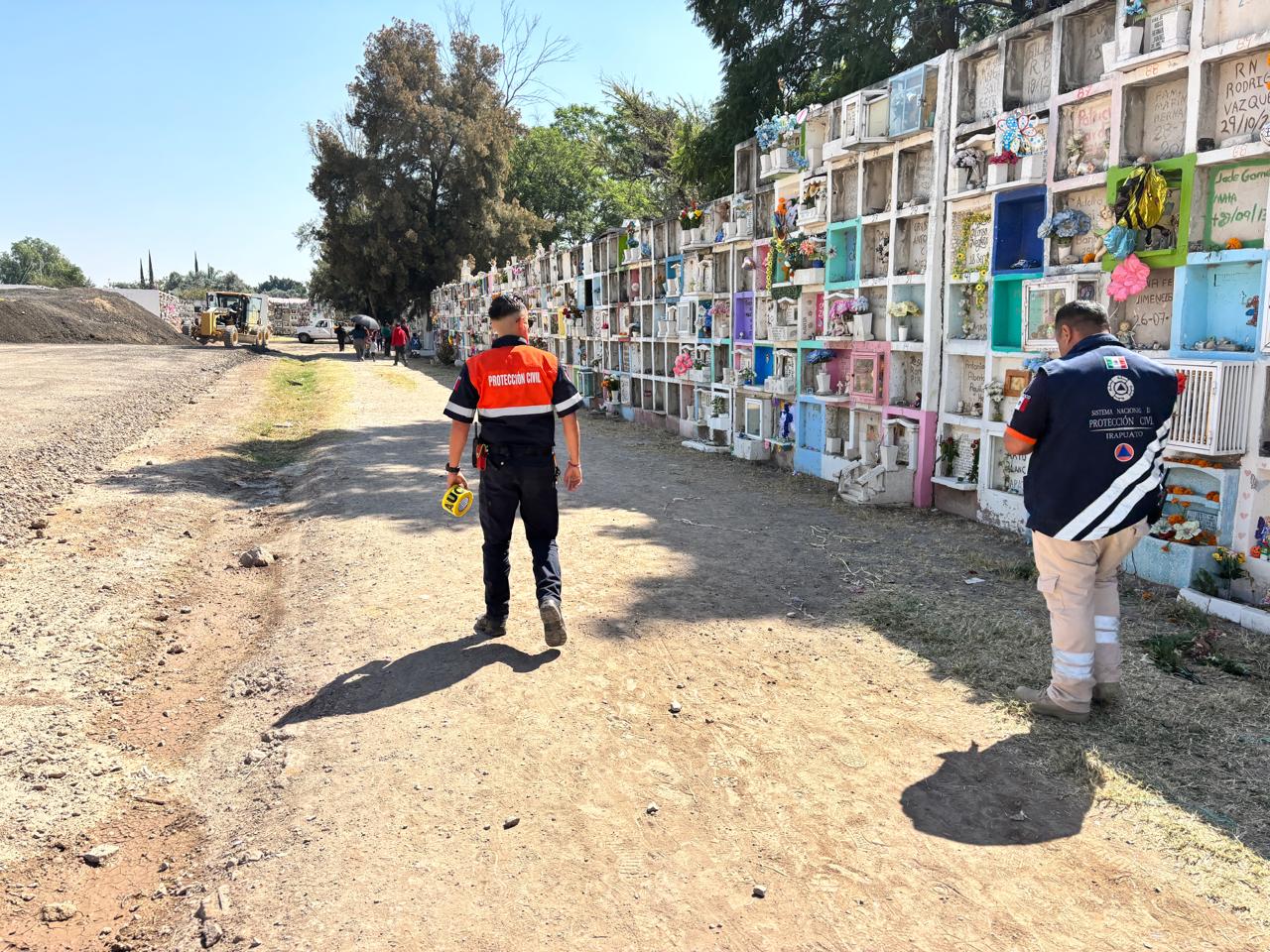 saldo blanco en festividades de todos los santos