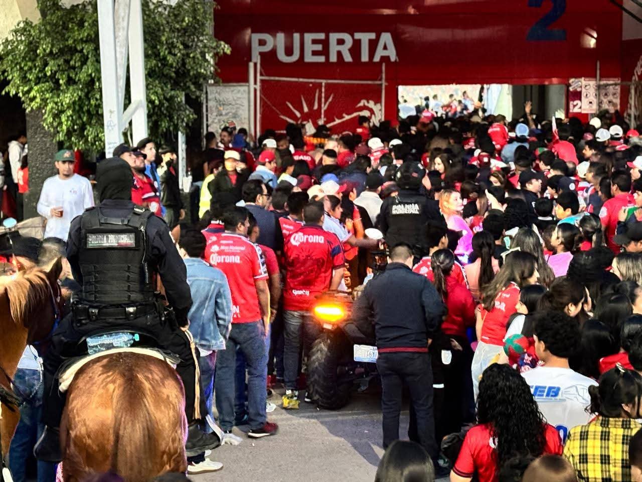 Multas y posible sanción de la FMF a la Trinca Fresera del Irapuato por sobreventa de boletos; Club Deportivo se defiende