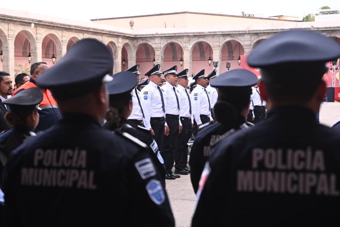 FORTALECEN POLICÍA DE PROXIMIDAD EN IRAPUATO CON NUEVOS CADETES