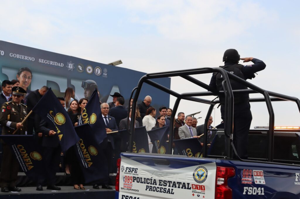 La seguridad no es negociable. Libia Dennise refuerza estrategia CONFÍA con renta de 162 patrullas para Guanajuato