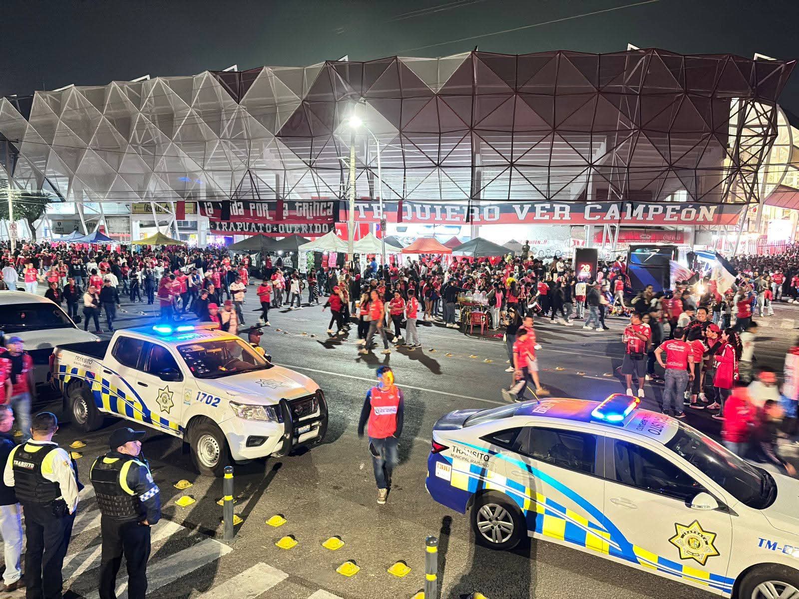 Sin porras en el Sergio León Chávez: FMF sanciona al Irapuato por disturbios y mala organización