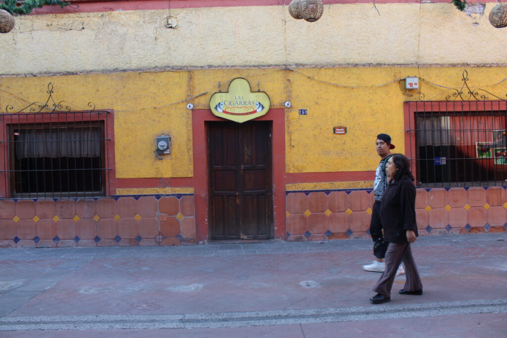 De madrugada y sin aviso: retiran estructuras a restaurantes de Berriozábal, en Irapuato