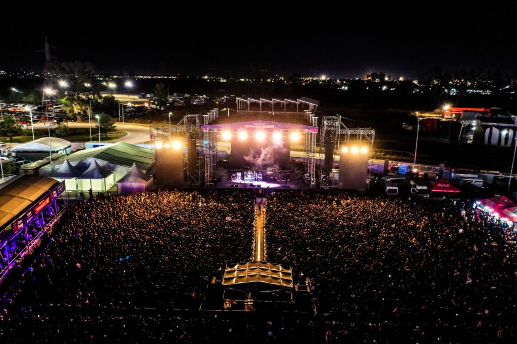 ¿Terrazas reservadas para funcionarios? Cómo comprar mesa VIP para la Feria de las Fresas 2026