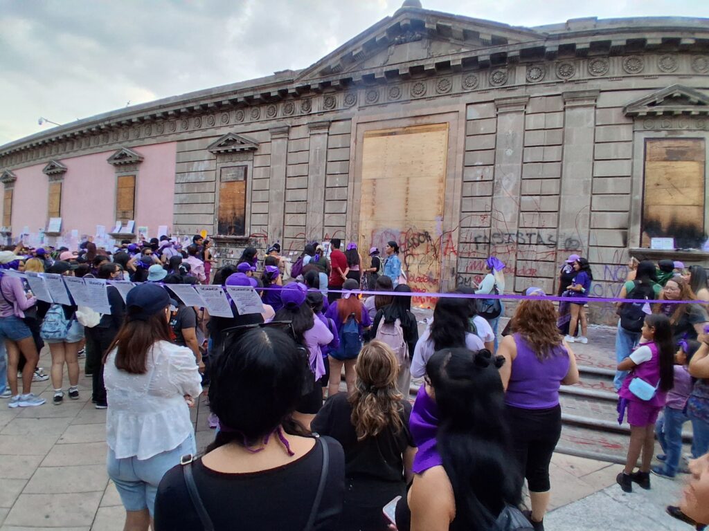 La voz de las mujeres se escucha en Irapuato: así se vivió la marcha del 8M