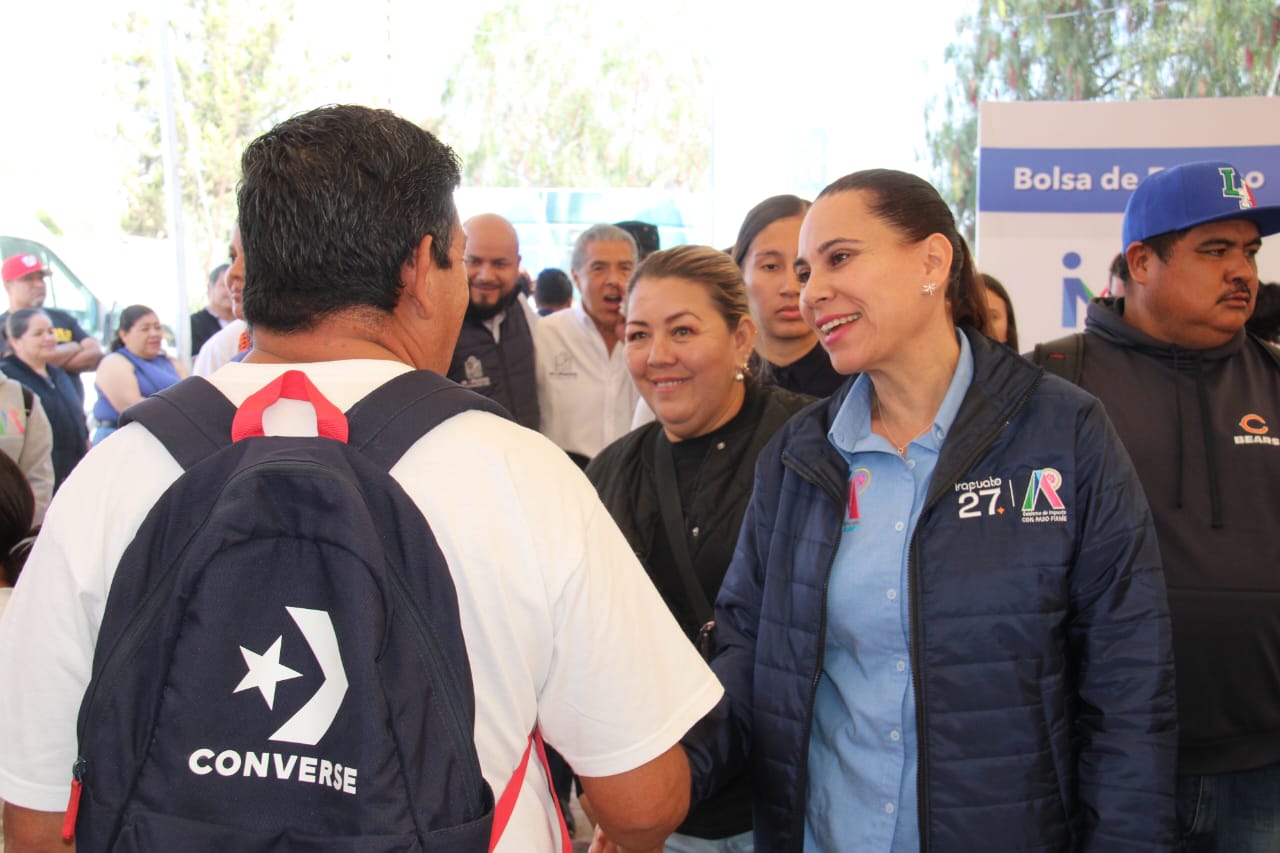 MIÉRCOLES CIUDADANO LLEGA A VALENCIANITA; LORENA ALFARO ACERCA TRÁMITES, SALUD Y APOYOS A COMUNIDADES DE IRAPUATO