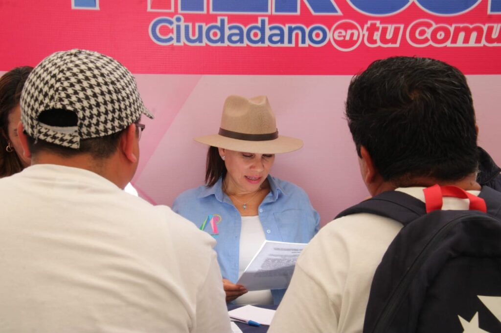 MIÉRCOLES CIUDADANO LLEGA A VALENCIANITA; LORENA ALFARO ACERCA TRÁMITES, SALUD Y APOYOS A COMUNIDADES DE IRAPUATO