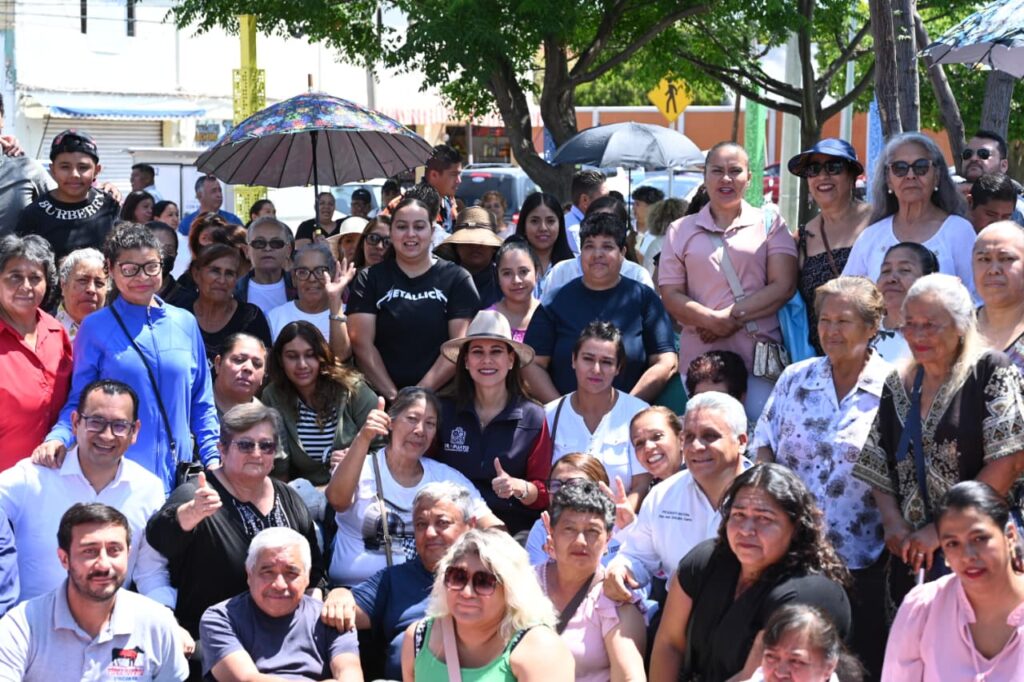 DISFRUTAN IRAPUATENSES DE PARQUE REHABILITADO EN EL MERCADO BENITO JUÁREZ