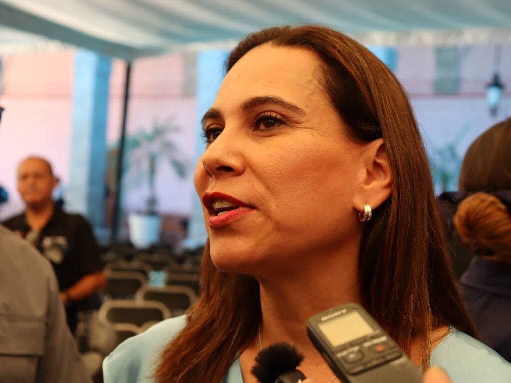 "Son una vergüenza”: Alcaldesa de Irapuato exige a SICT reparar carreteras federales abandonadas