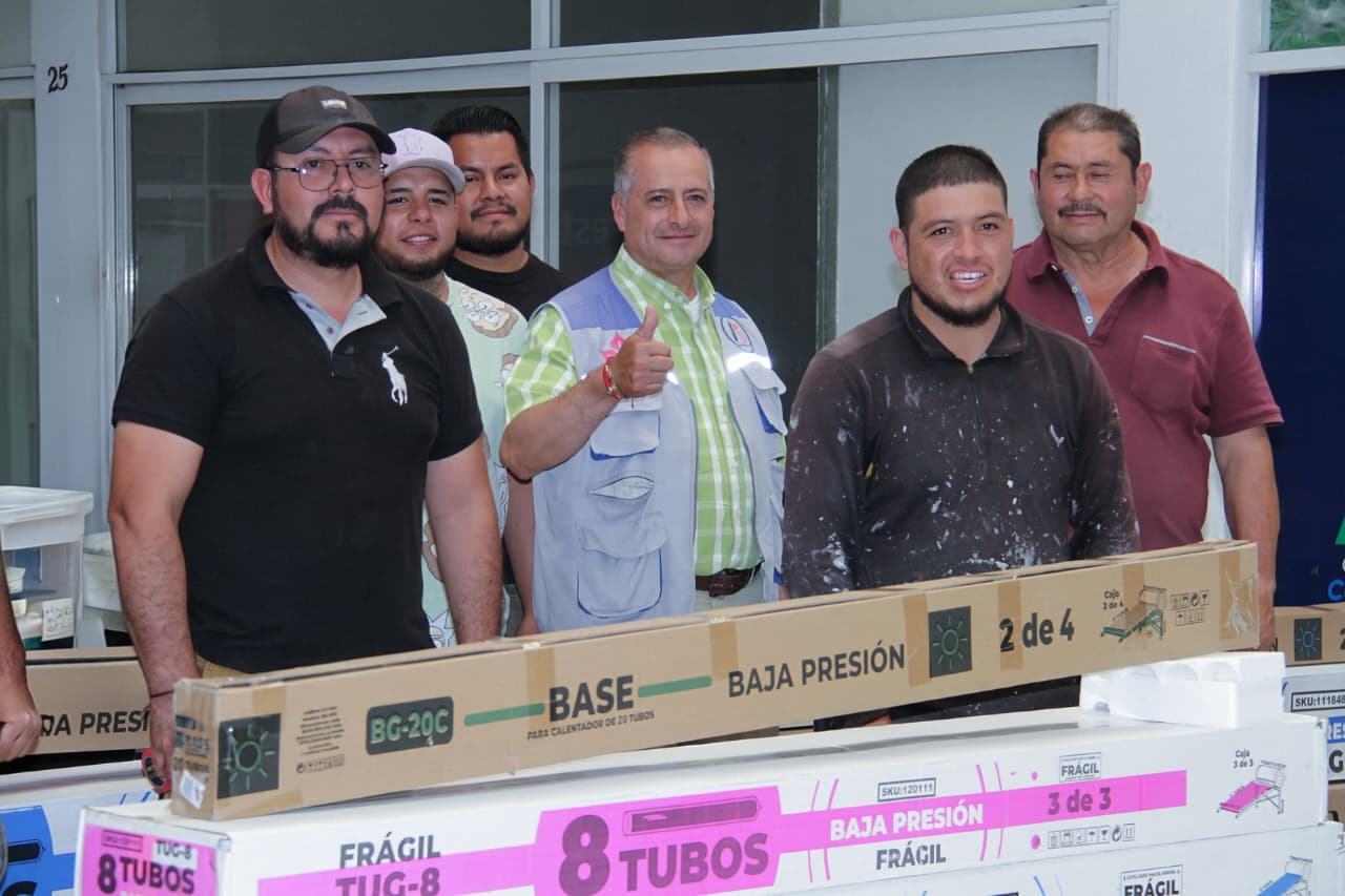 IRAPUATO REFUERZA ECONOMÍA FAMILIAR Y CUIDADO AMBIENTAL CON ENTREGA DE CALENTADORES SOLARES