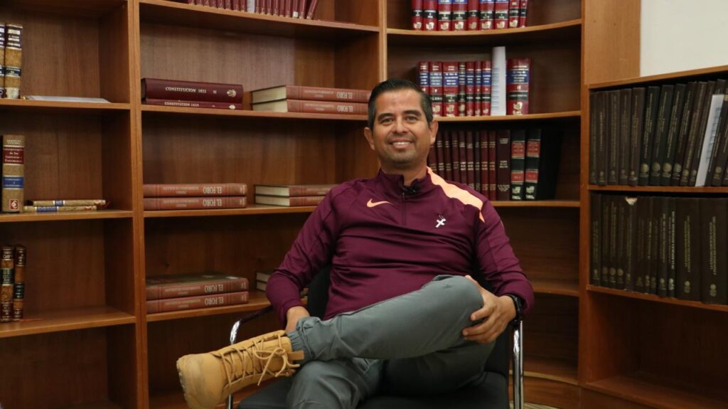 Corridos tumbados: ¿apología de la violencia o reflejo de la realidad? Esto dice un experto de la UG