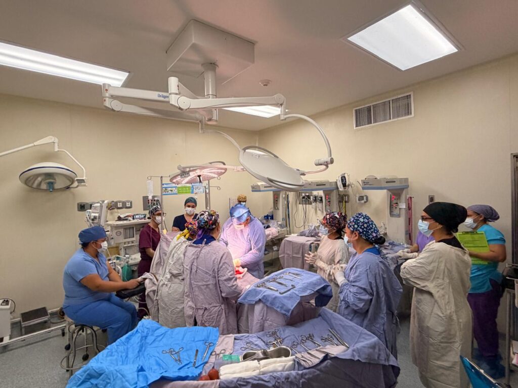 Nacen trillizos en Irapuato: Kaleb, Belén y Zoé emocionan al Hospital Materno Infantil