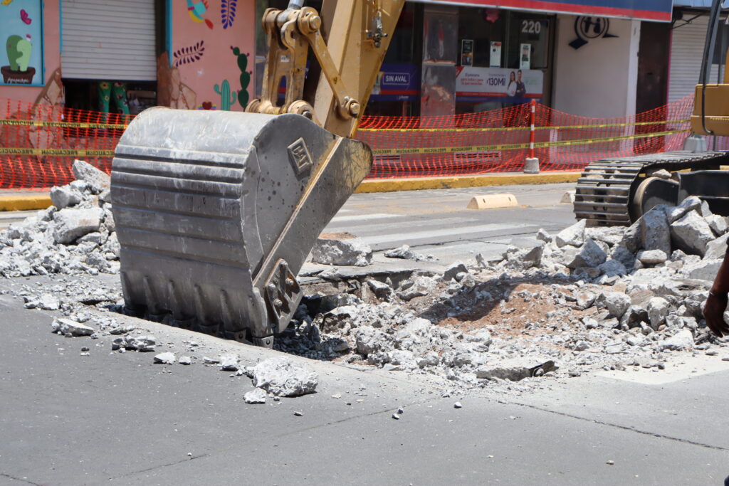 IRAPUATO FORTALECE INFRAESTRUCTURA Y ATIENDE COLAPSOS EN REDES DE DRENAJE