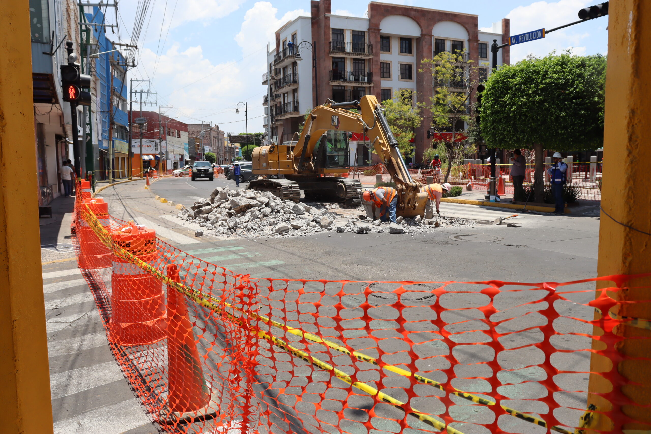 IRAPUATO FORTALECE INFRAESTRUCTURA Y ATIENDE COLAPSOS EN REDES DE DRENAJE