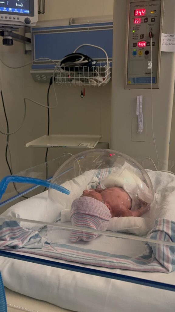 Nacen trillizos en Irapuato: Kaleb, Belén y Zoé emocionan al Hospital Materno Infantil