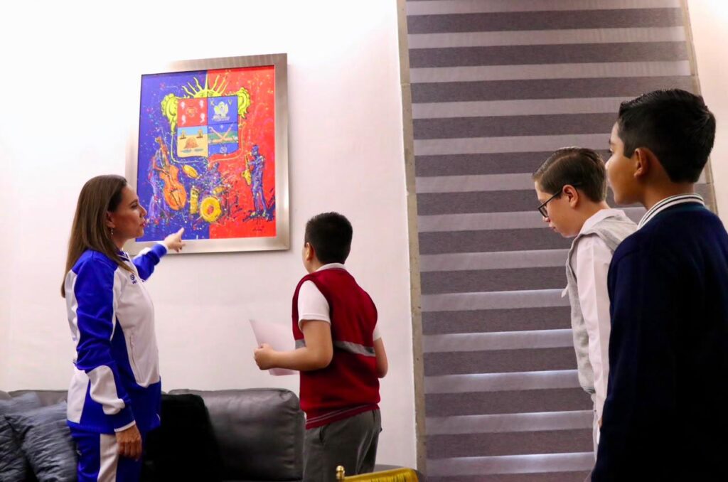 Irapuato premia a los mejores estudiantes de matemáticas en primer concurso municipal