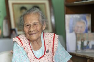 Eufemia: rapuatense de 101 años revela el secreto de una vida plena