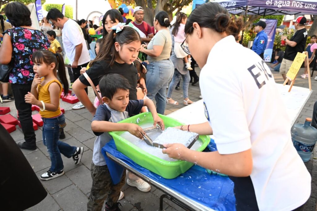 Festival de la Niñez llena el Centro Histórico de Irapuato