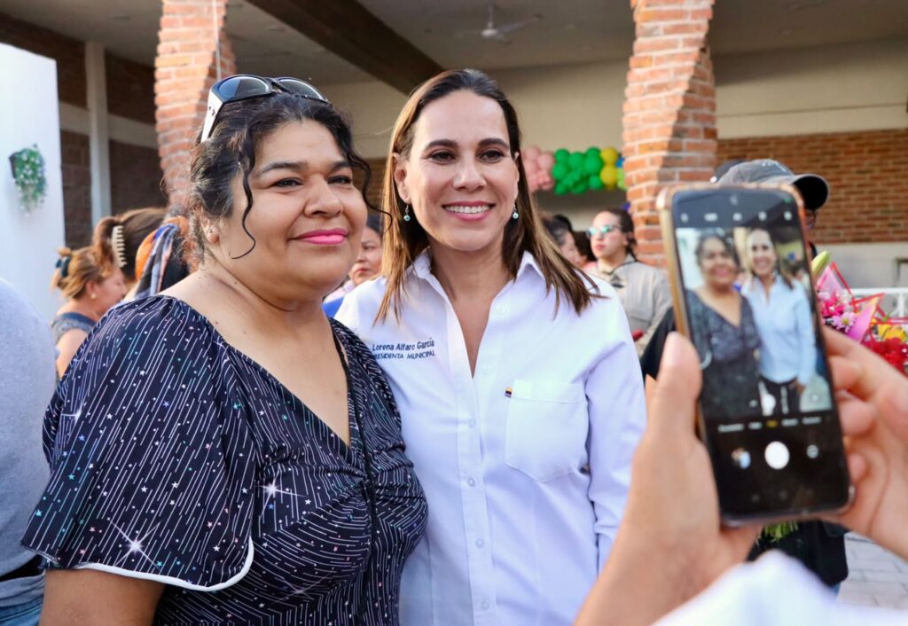 Vecinos de la colonia Nuevo México piden más seguridad y mejoras en calles durante visita de Lorena Alfaro