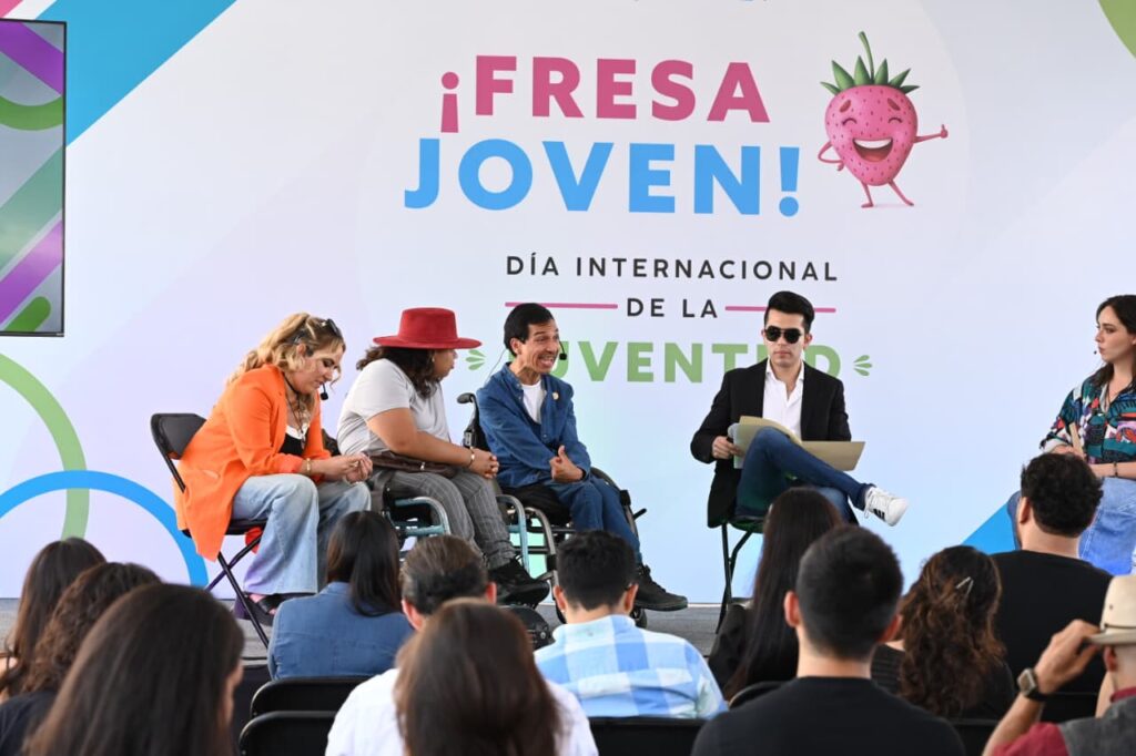 Jóvenes de Irapuato encuentran empleo, capacitación y música en “¡Fresa Joven!”
