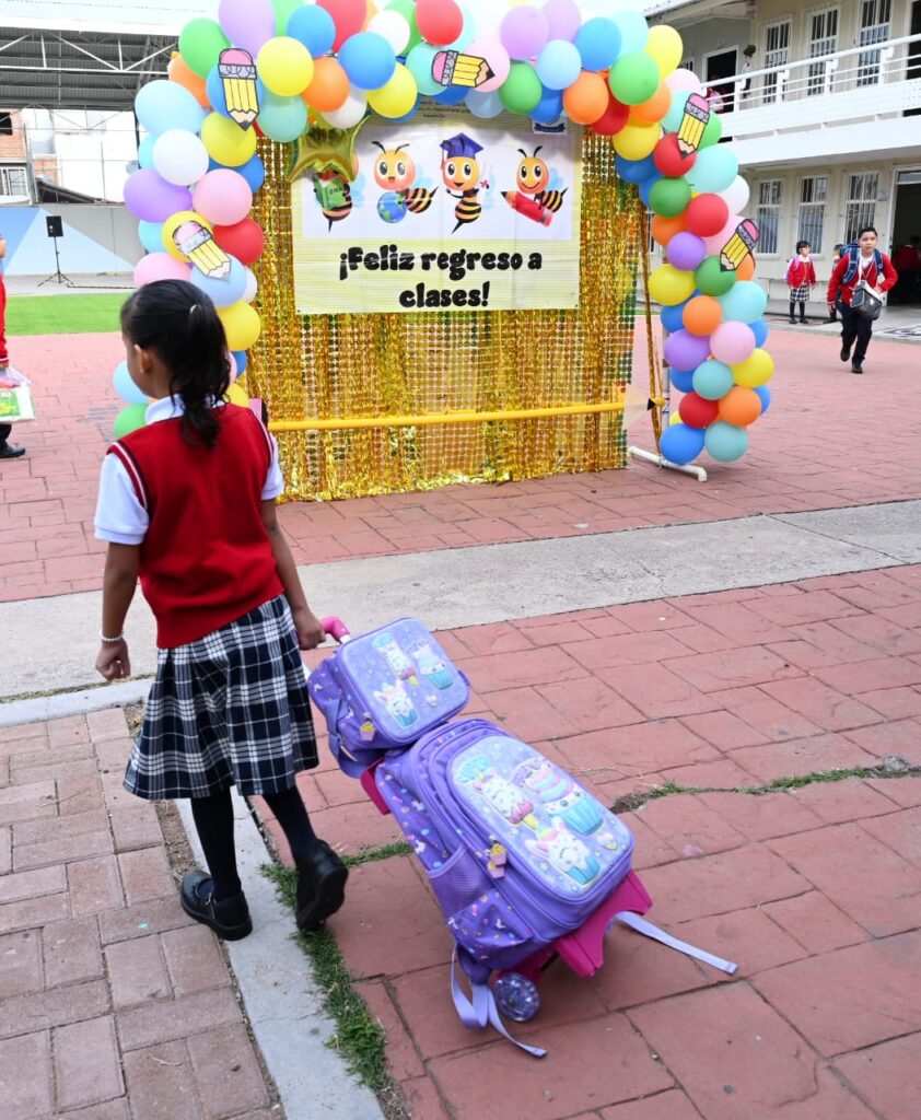 REGRESO A CLASES EN LA OCTAVIO PAZ, EN IRAPUATO