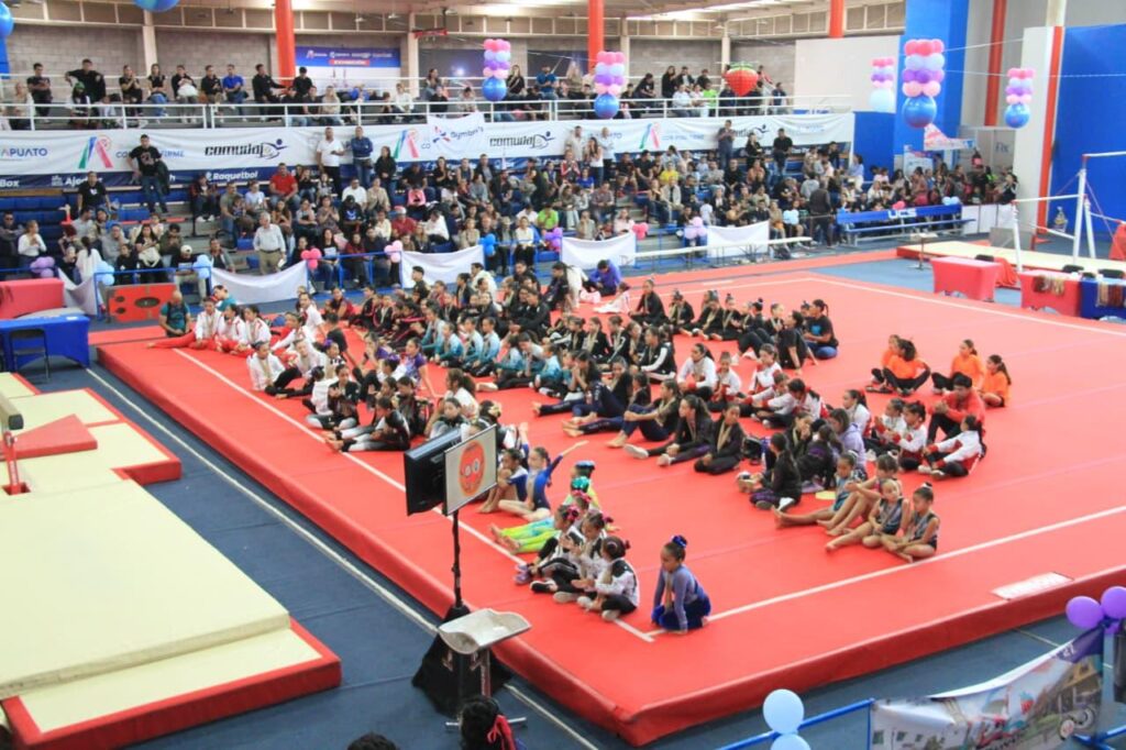 Irapuato reúne gimnastas de nueve estados en campeonato regional