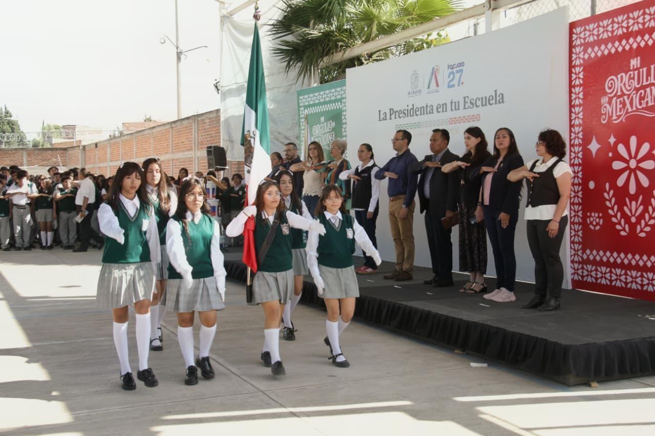 Presidenta en tu Escuela: entregan impermeabilizante a secundaria de Irapuato