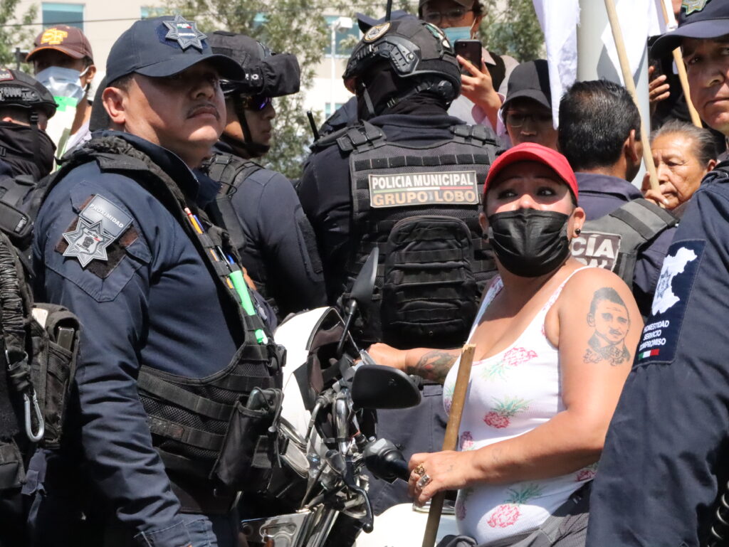 “Sí se pudo”, movimiento de Cecilia Coronilla firma escrituras de la Alfredo V. Bonfil en Irapuato