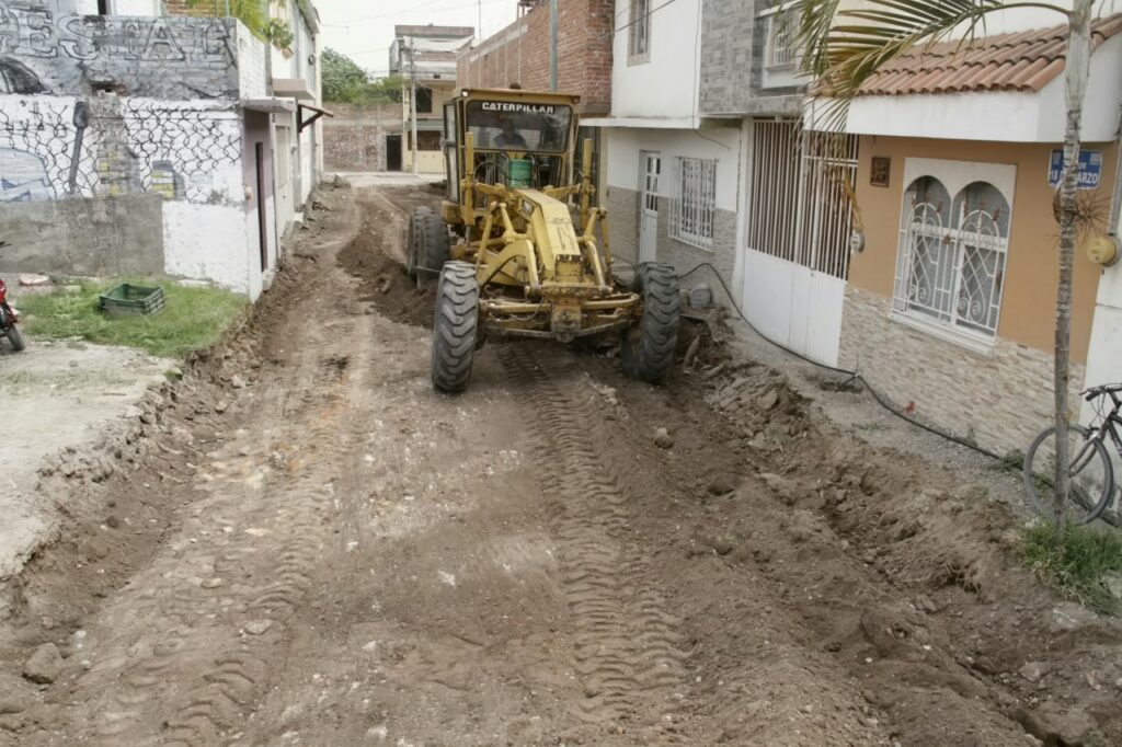 Tras más de 30 años de espera, pavimentarán calles de Las Heras Segunda Sección en Irapuato