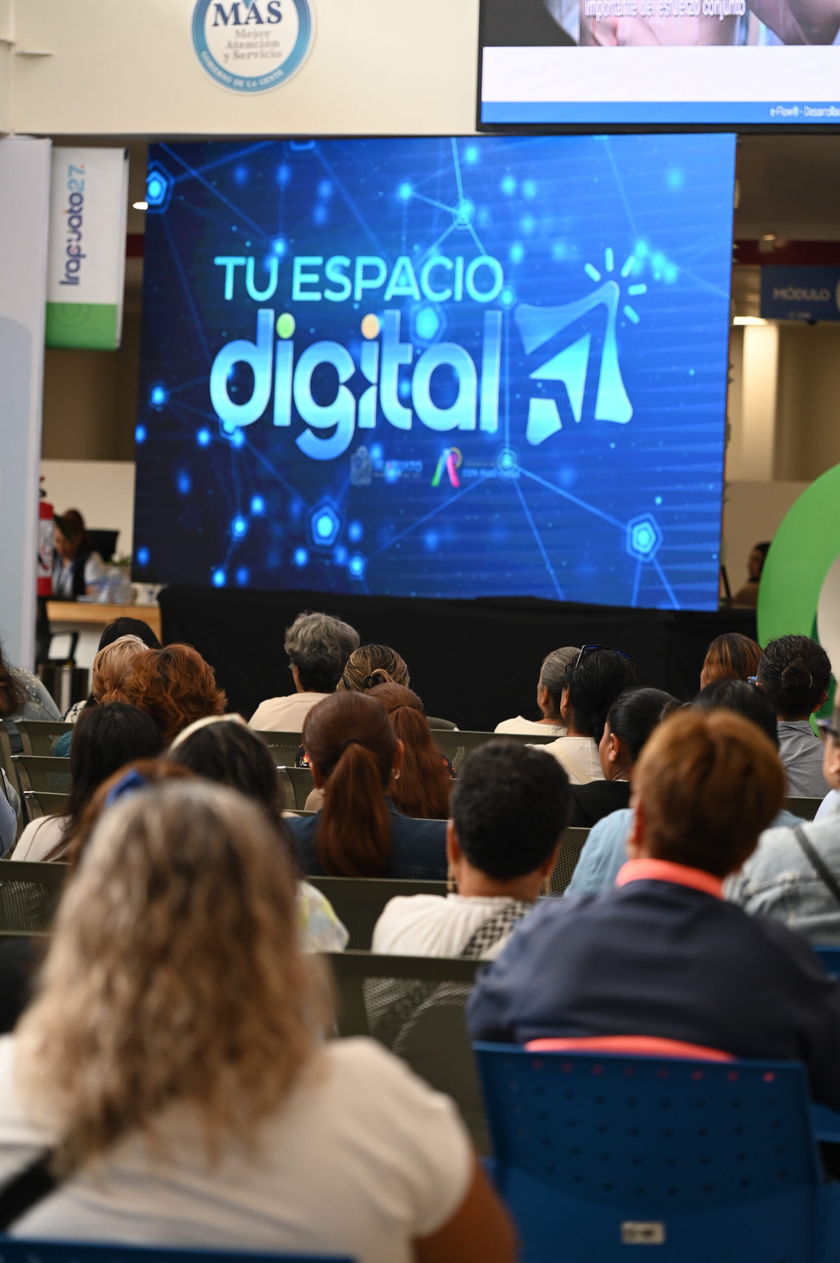 De las filas al celular: así cambia Irapuato la forma de hacer trámites burocráticos