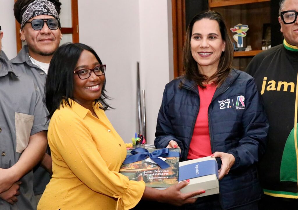 Irapuato recibe a la embajadora de Jamaica durante el Festival Cervantino